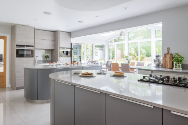 Caesarstone 4030 Oyster virtuves stalvirsis